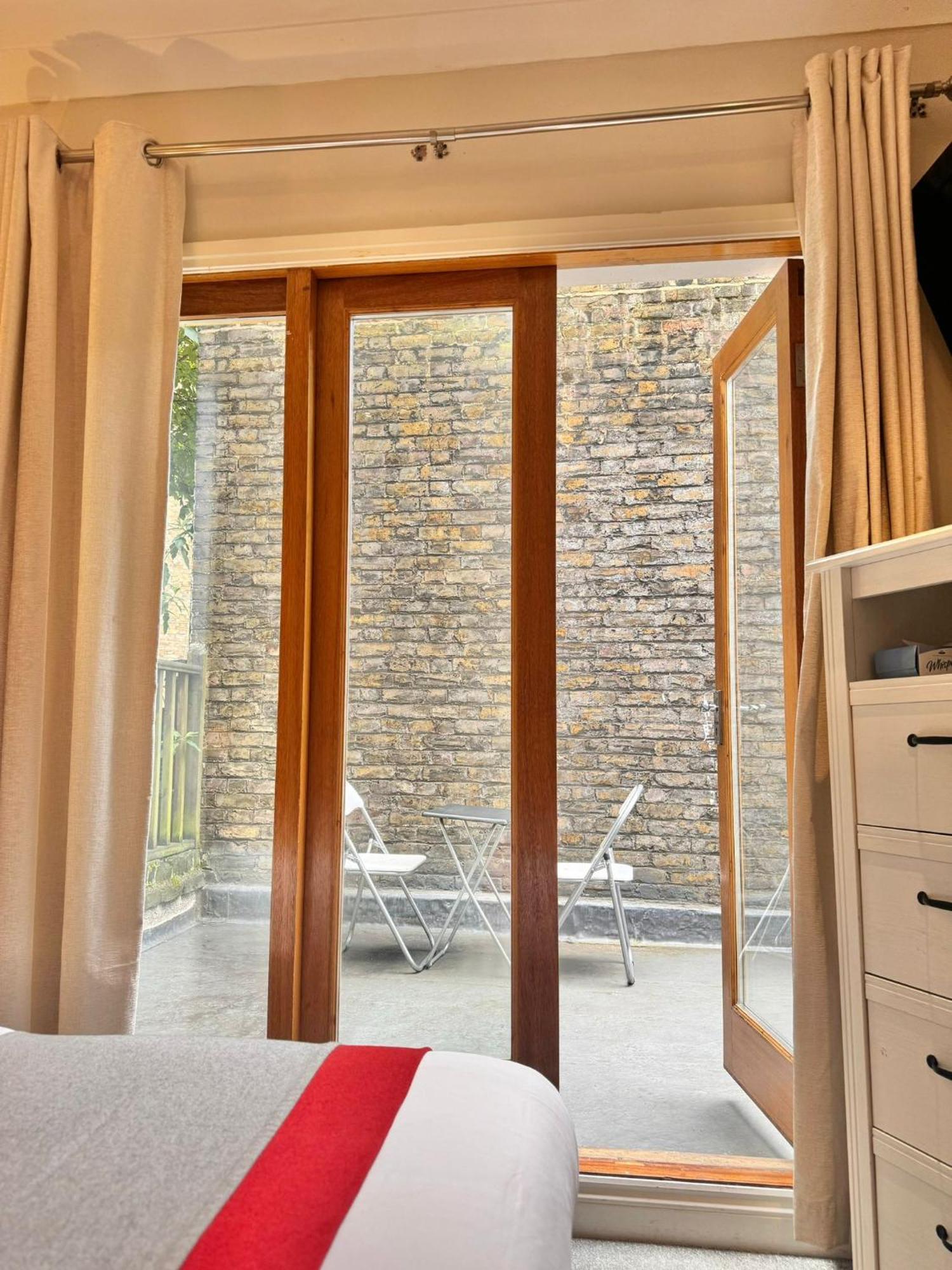 The Beverley Apartments London - Victoria Phòng bức ảnh